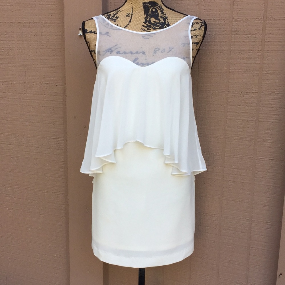 Sz 0 Vince Camuto White Dress W Chiffon Overlay